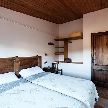 Rurales Els Masos D'en Coll * Llaviá
