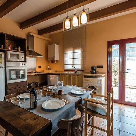 Casa rural Els Masos D'en Coll Llaviá